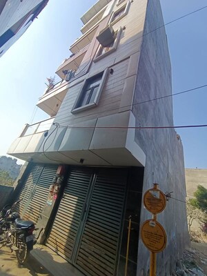  Builder Floor For Sale in Uttam Nagar