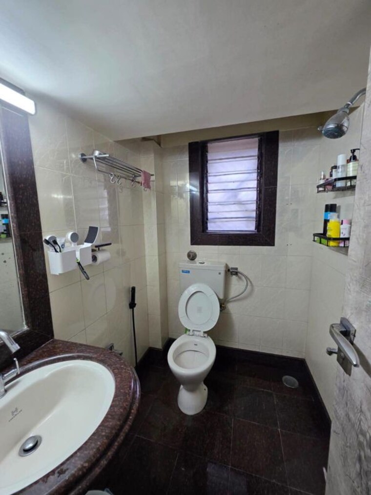 Bathroom, aurum-q-residences 2 Bedroom 930 Sq.Ft. Apartment In Ghansoli Navi Mumbai 10588024