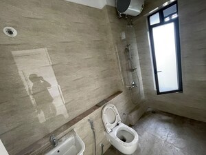 Bathroom in 3.5 BHK Apartment at Adani Ten BKC, Bandra East – for Rent