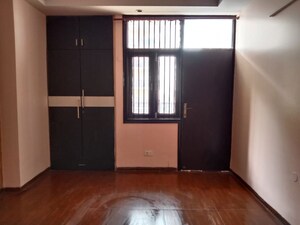 Room in 3 BHK Apartment at Saya Desire Residency, Ahinsa Khand 2 – for Rent