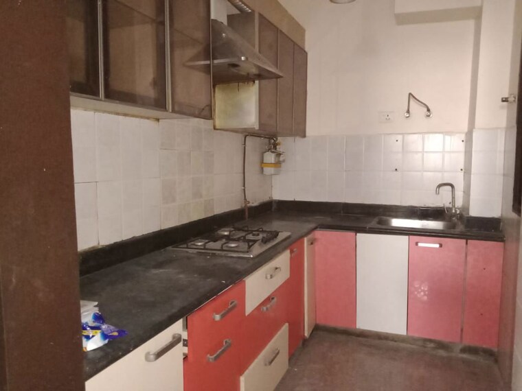 Kitchen, saya-desire-residency 3 Bedroom 1250 Sq.Ft. Apartment In Ahinsa Khand 2 Ghaziabad 10588106