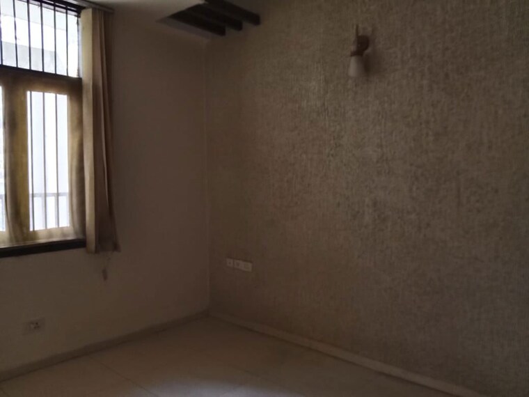 Room, saya-desire-residency 3 Bedroom 1250 Sq.Ft. Apartment In Ahinsa Khand 2 Ghaziabad 10588106