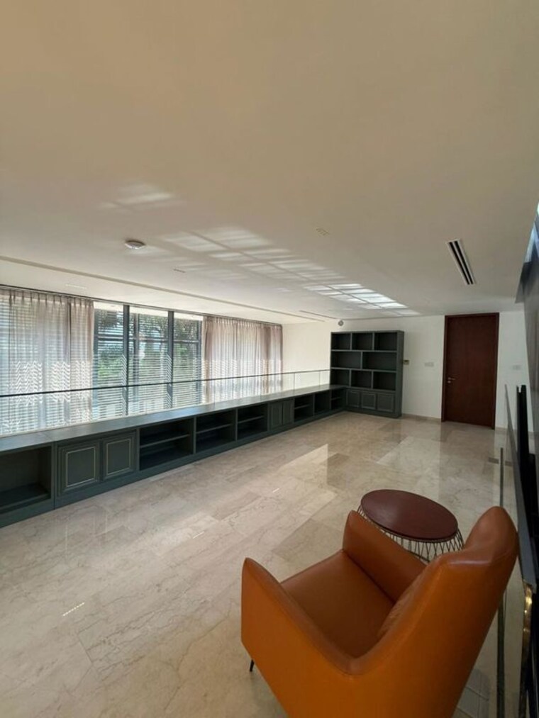  Parking, embassy-boulevard 6 Bedroom 7310 Sq.Ft. Villa In Yelahanka Bangalore 9811484