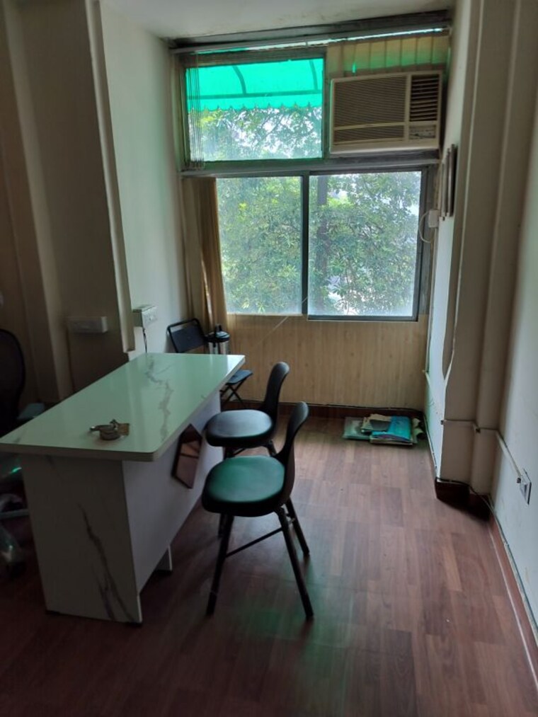 Team Area, sector 12 dwarka Commercial Office Space 150 Sq.Ft. In Sector 12 Dwarka Delhi 10588133