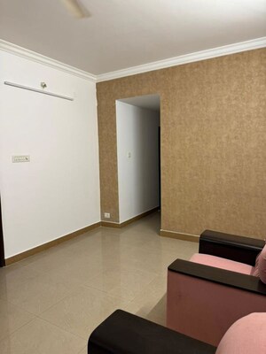Room in 3 BHK Apartment at Lalazar Apartment, Palace Road – for Sale