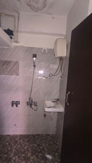 Bathroom in 4 BHK Apartment at Thakur Vishnu Shivam Tower, Kandivali East – for Rent