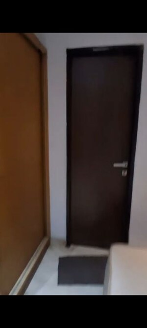 Furnished Amenities in 1.5 BHK Apartment at Omkar Meridia, Kurla West – for Rent