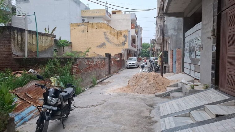 Nearby, shyam vihar  450 Sq.Ft. Plot In Shyam Vihar Delhi 10588124