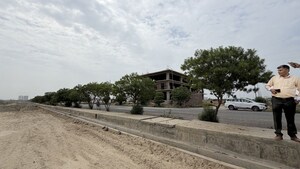  Land – Exterior View View at Sector 18 Yamuna Expressway - for Sale