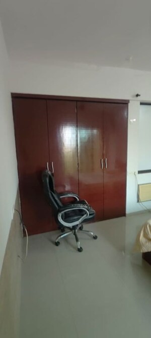 Bathroom in 2 BHK Apartment at Cosmos Lounge, Manpada – for Rent