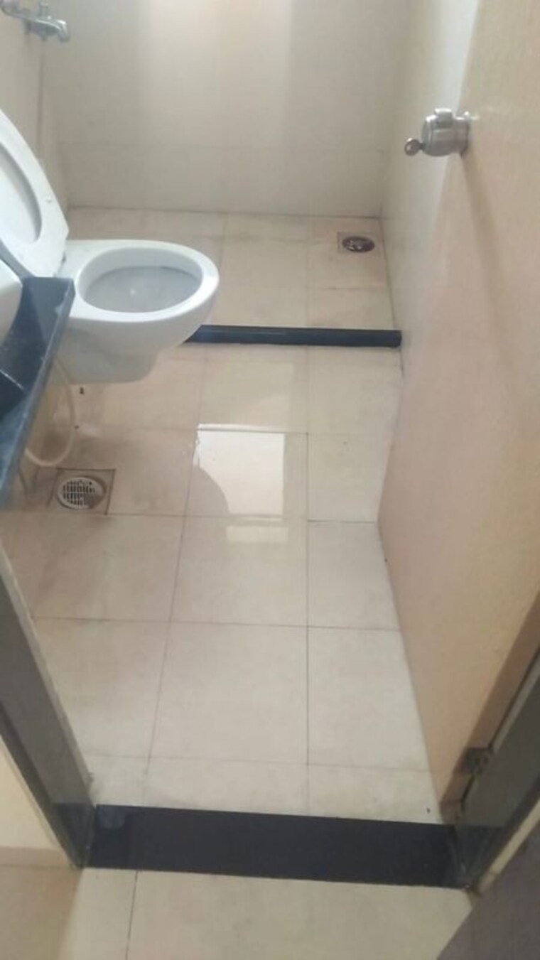 Bathroom, gundecha-trillium 2 Bedroom 897 Sq.Ft. Apartment In Kandivali East Mumbai 10588345
