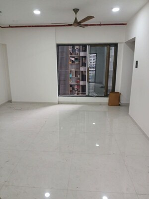 Room in 2 BHK Apartment at Gundecha Trillium, Kandivali East – for Sale