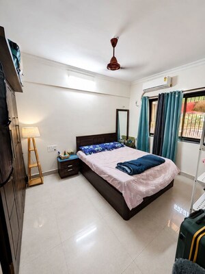 Bedroom in 1 BHK Apartment at Andheri West – for Rent