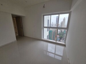 Room in 3 BHK Apartment at L And T Rejuve 360, Mulund West – for Rent