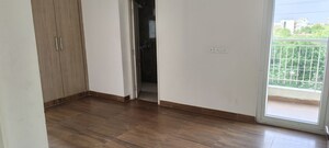Room in 3 BHK Apartment at Nirala Estate, Tech Zone 4 Greater Noida – for Sale