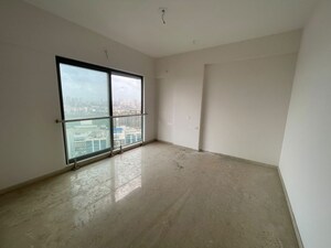 Room in 3.5 BHK Apartment at Adani Ten BKC, Bandra East – for Rent