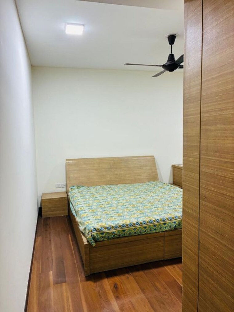 Bedroom, tata-primanti-phase-2 3 Bedroom 2200 Sq.Ft. Apartment In Sector 72 Gurgaon 10588386
