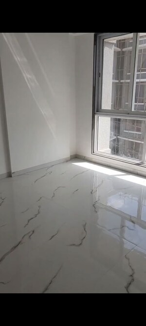 Room in 2 BHK Apartment at Ghatkopar West – for Rent