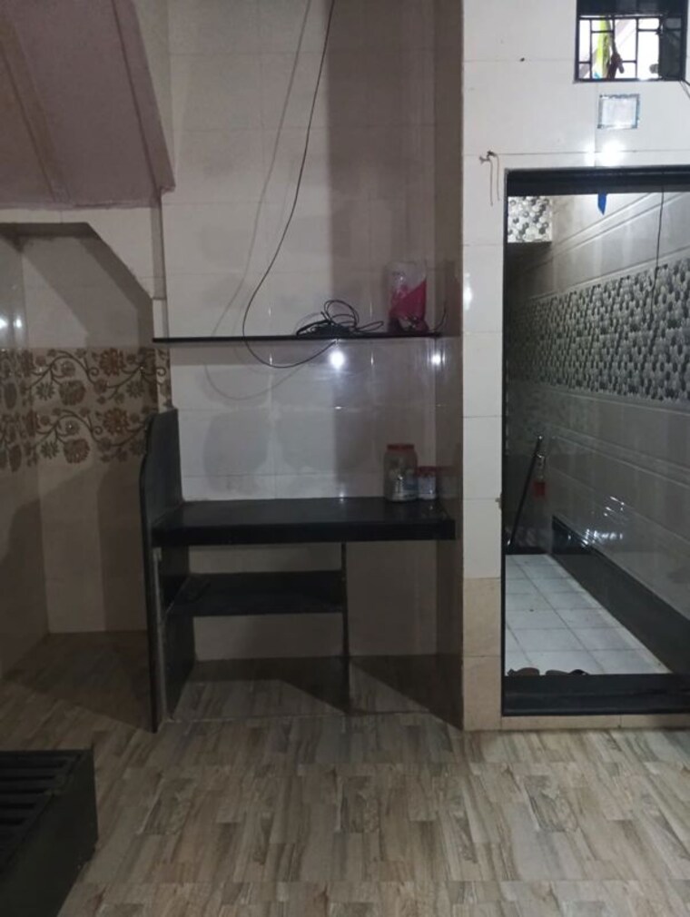 Bathroom, shriram-chs-kurla 1 Bedroom 300 Sq.Ft. Apartment In Kurla East Mumbai 10588413