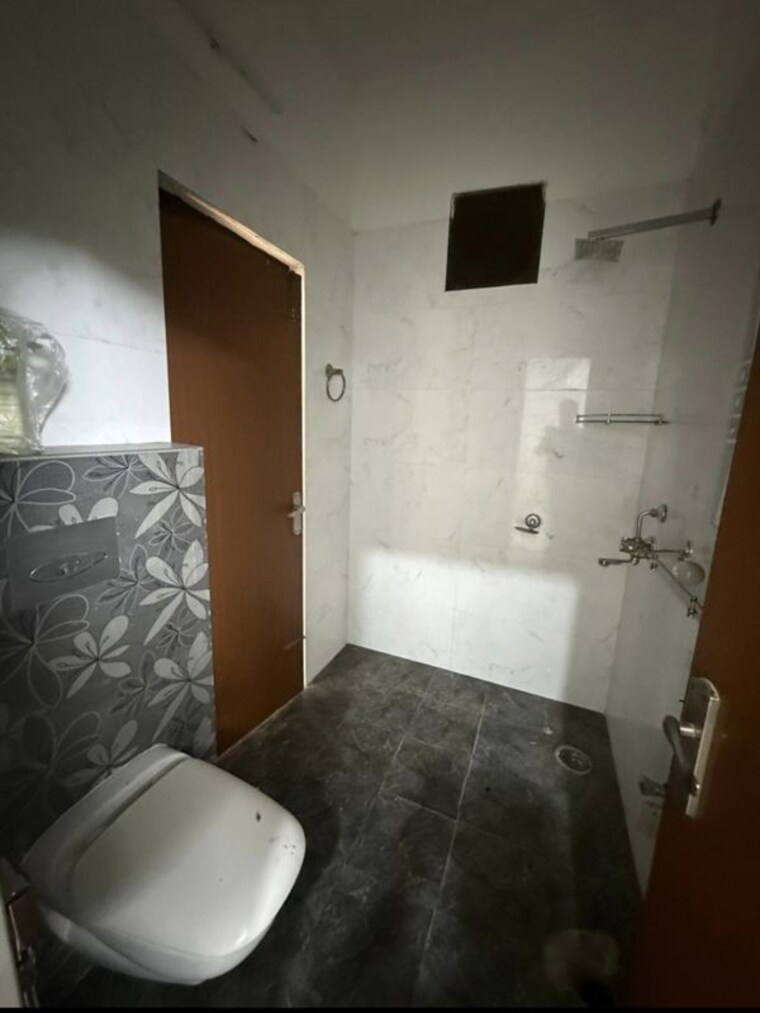 Bathroom, dhakoli 2 Bedroom 900 Sq.Ft. Builder Floor In Dhakoli Zirakpur 10588411