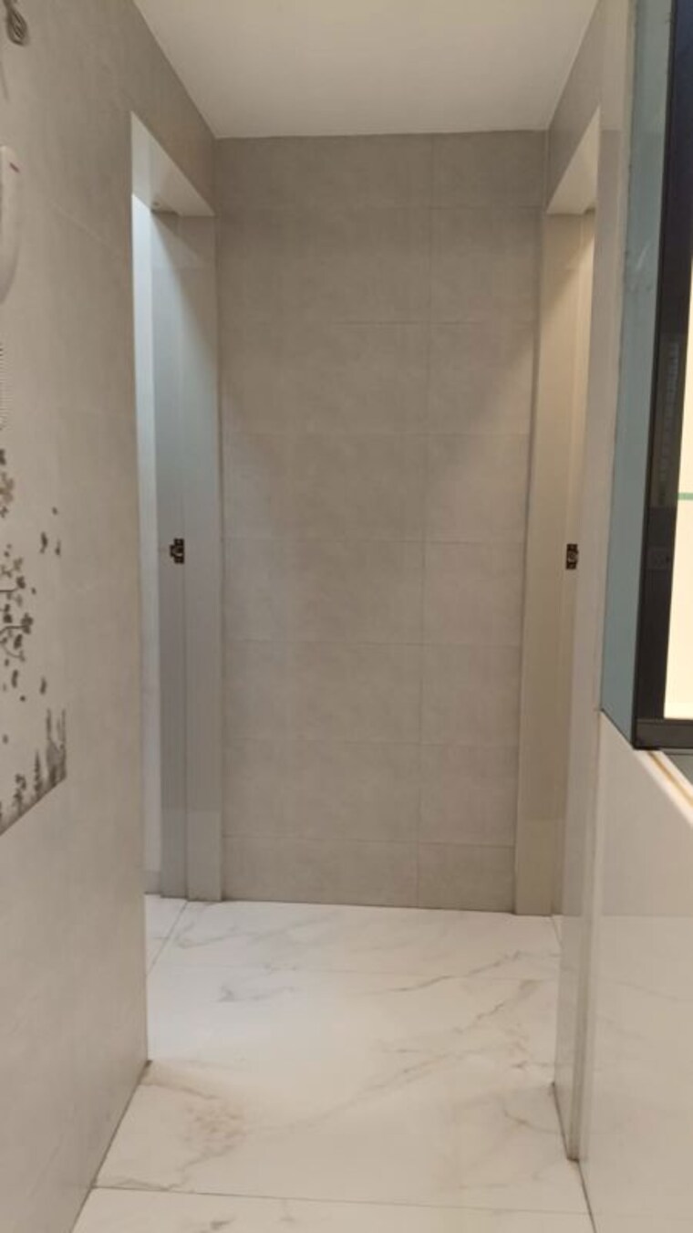 Bathroom, lodha-woods 4 Bedroom 1478 Sq.Ft. Apartment In Kandivali East Mumbai 10588415