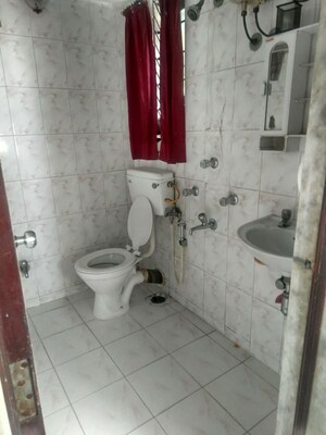 Bathroom in 1 BHK Apartment at Chembur Colony – for Rent