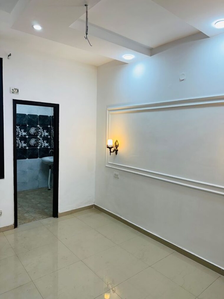 Room, dhakoli 2 Bedroom 900 Sq.Ft. Builder Floor In Dhakoli Zirakpur 10588427