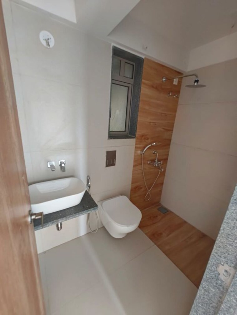 Bathroom, avant-heritage 2 Bedroom 1000 Sq.Ft. Apartment In Jogeshwari East Mumbai 10588445