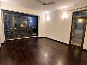 Room in 4 BHK Apartment at SS Hibiscus, Sector 50 – for Rent