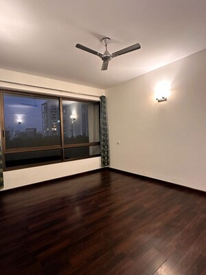 Room in 4 BHK Apartment at SS Hibiscus, Sector 50 – for Rent
