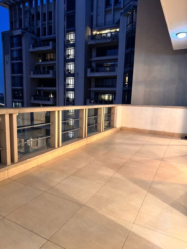  Parking, ss-hibiscus 4 Bedroom 4400 Sq.Ft. Apartment In Sector 50 Gurgaon 10588366