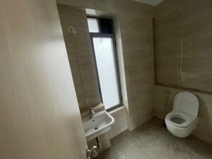Bathroom in 3.5 BHK Apartment at Adani Ten BKC, Bandra East – for Rent