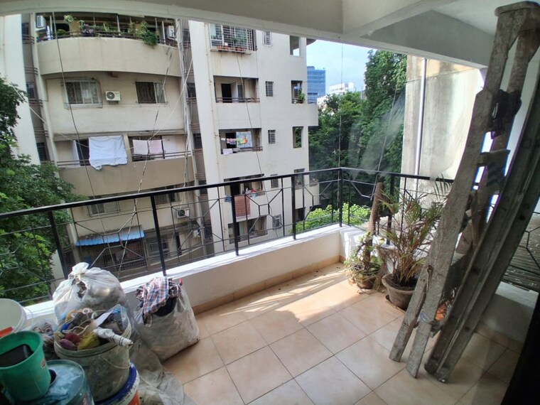 Balcony, venkatesh-heights-aundh 3 Bedroom 1500 Sq.Ft. Apartment In Aundh Pune 10588485