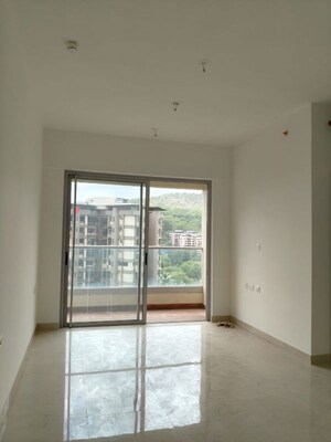 Room in 2 BHK Apartment at Piramal Revanta, Mulund West – for Rent