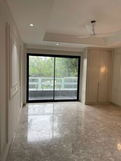 4 BHK + Servant Room Builder Floor For Sale in Sector 45
