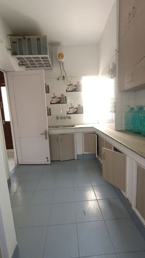 Kitchen in 1 BHK Builder Floor at Malviya Nagar – for Rent