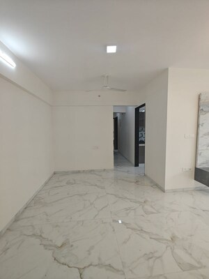Room in 3 BHK Apartment at Seawoods Sector 40 – for Rent