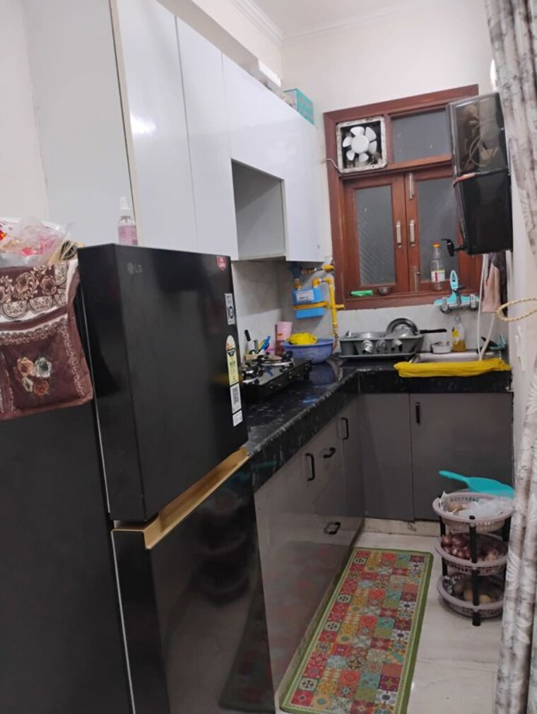 Kitchen, rajpur khurd extension 1 Bedroom 50 Sq.Yd. Builder Floor In Rajpur Khurd Extension Delhi 10588481