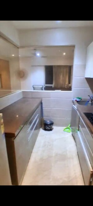 Team Area in 1.5 BHK Apartment at Omkar Meridia, Kurla West – for Rent