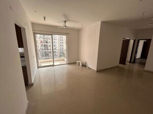 Room in 3 BHK Villa at Amrapali Leisure Valley – for Sale