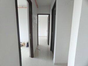 Building Lobby in 1.5 BHK Apartment at Kalpataru Elitus, Mulund West – for Rent
