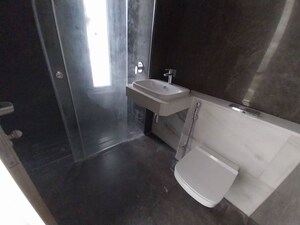 Bathroom in 4 BHK Apartment at Rustomjee Crown, Prabhadevi – for Rent