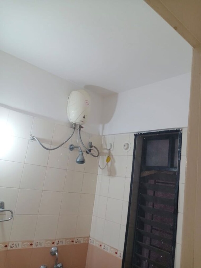 Bathroom, lunawat-prakrtii 2 Bedroom 1200 Sq.Ft. Apartment In Balewadi Pune 10588551