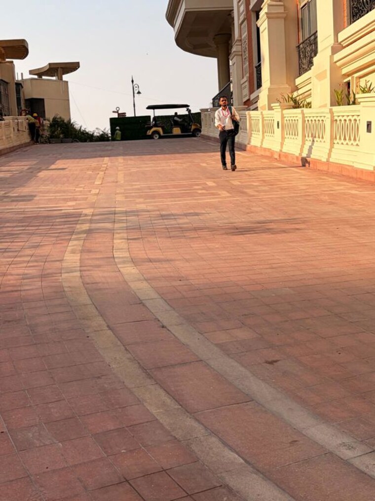  Parking, lodha-bellagio 2 Bedroom 840 Sq.Ft. Apartment In Powai Mumbai 10588553