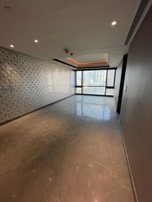 Room in 3 BHK Apartment at Lodha Trump Tower, Worli – for Rent