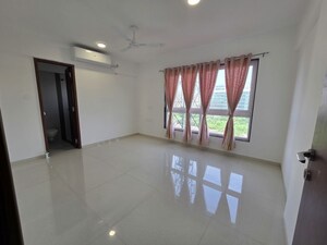 Room in 3 BHK Apartment at Kanchan Osian One and Only, Koregaon Park – for Rent