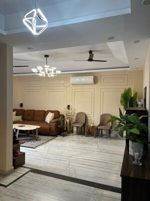 Gym in 4 BHK Independent House at Sector 50 – for Rent