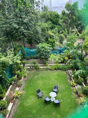 4 BHK Independent House – Garden View at Sector 50 - for Rent
