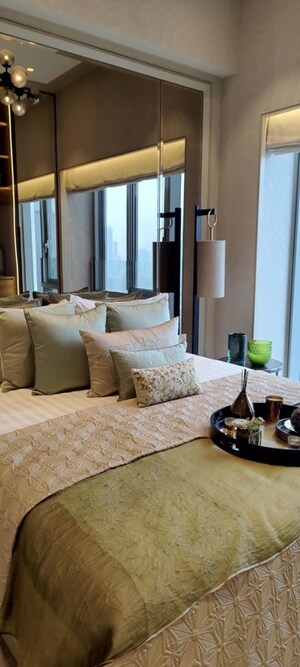 Bedroom in 2 BHK Apartment at Indiabulls Blu, Worli – for Rent