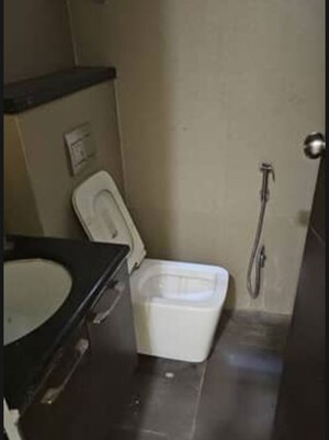 Bathroom in 4 BHK Apartment at Gomti Nagar – for Sale